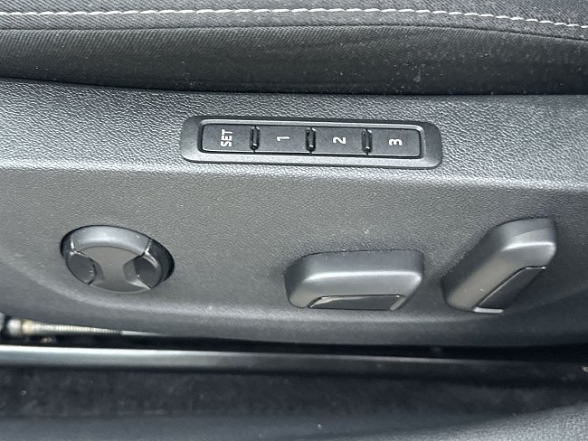 20694839.jpg