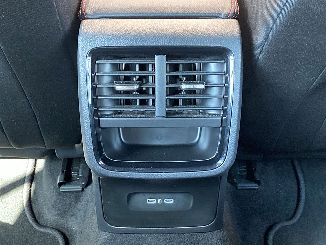 20199871.jpg