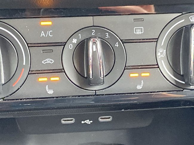 20199892.jpg