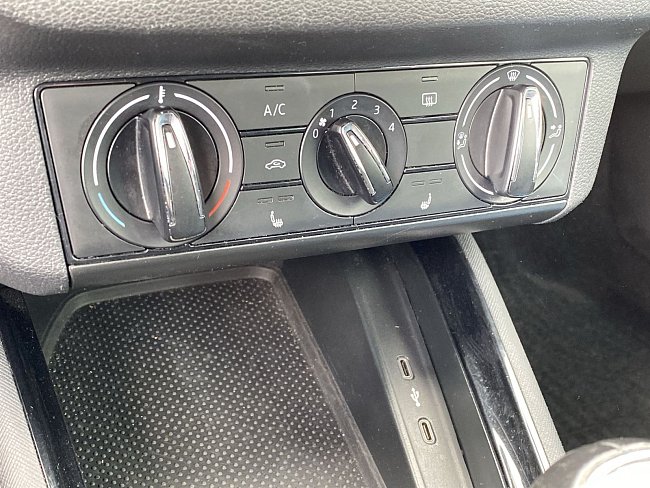 20199981.jpg