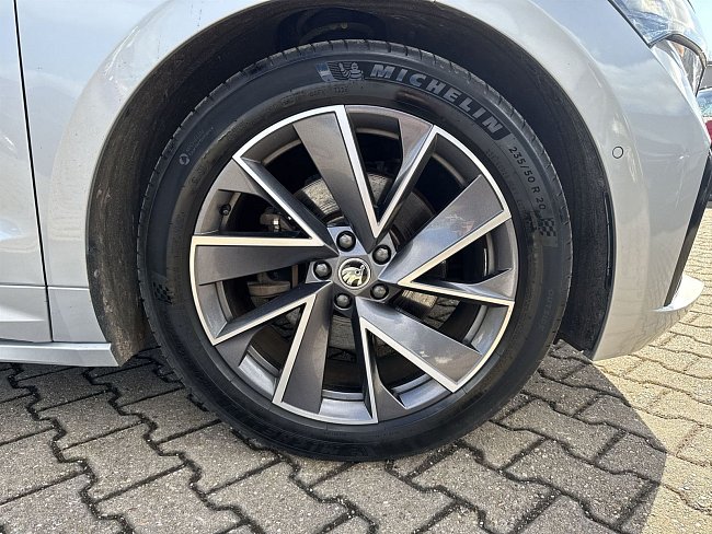20198053.jpg
