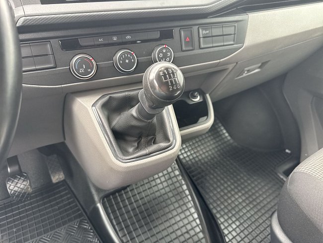 20198570.jpg