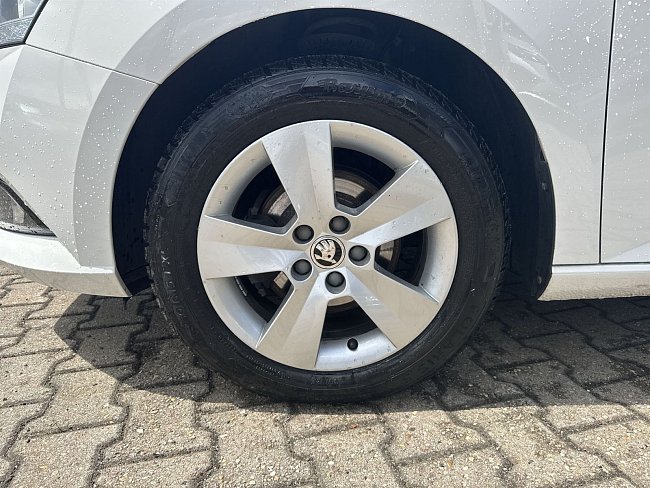 20198577.jpg