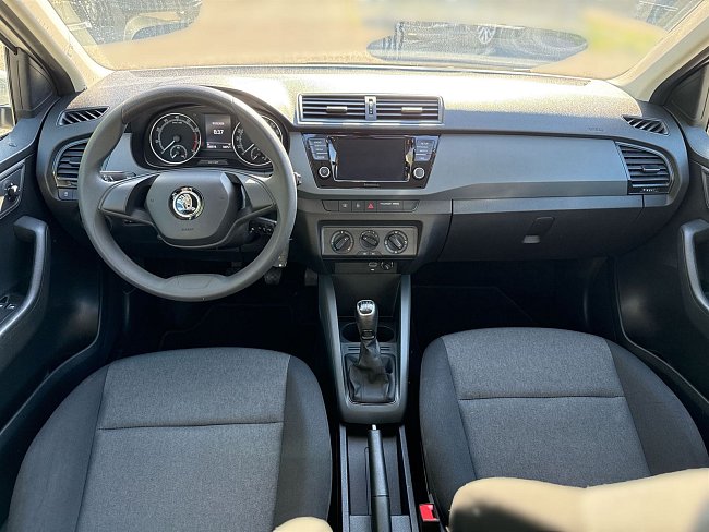 20198572.jpg