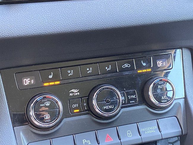 20198560.jpg