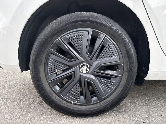 20198556.jpg