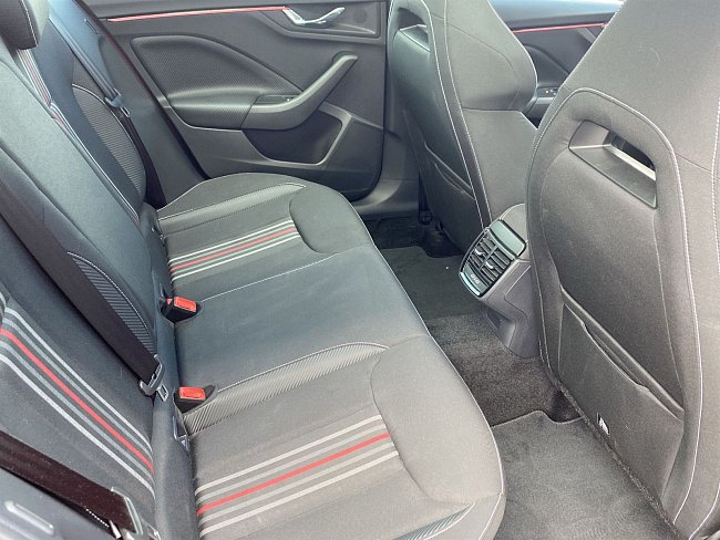 20198649.jpg