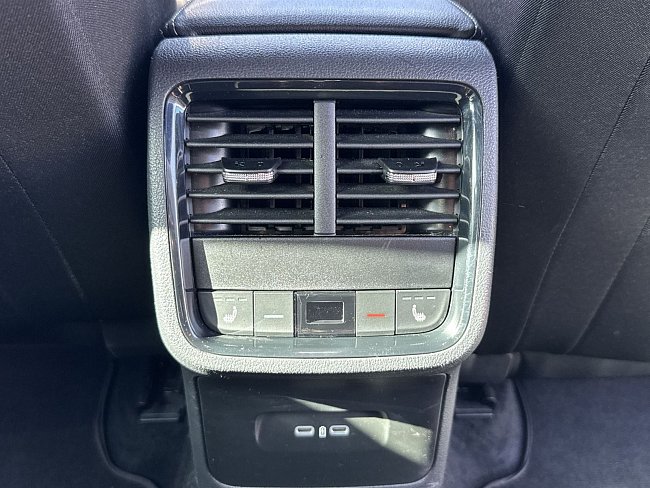 20198598.jpg