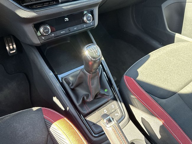 20198598.jpg