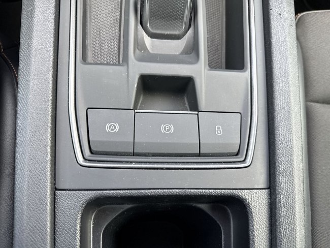 20198449.jpg