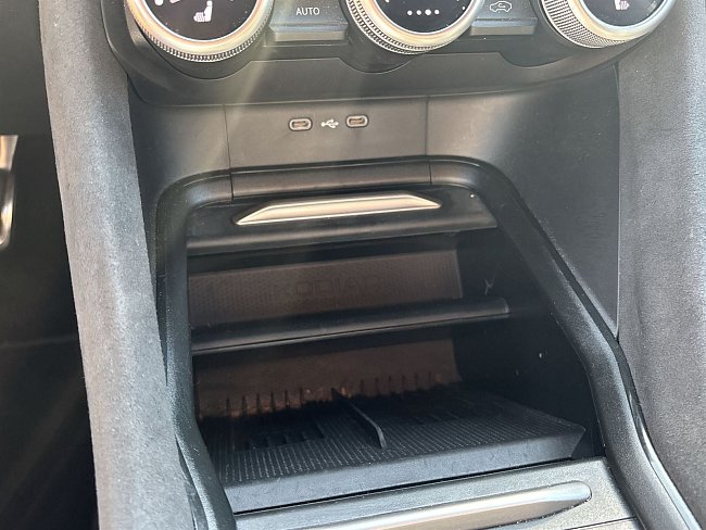 20198835.jpg