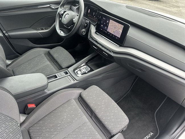 20198833.jpg