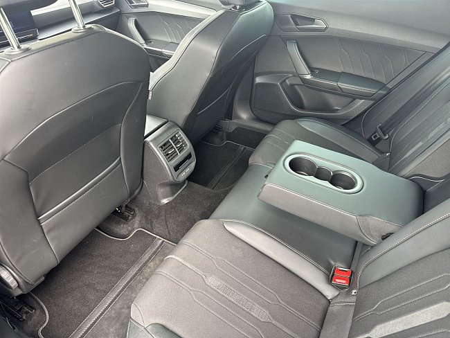 20198827.jpg