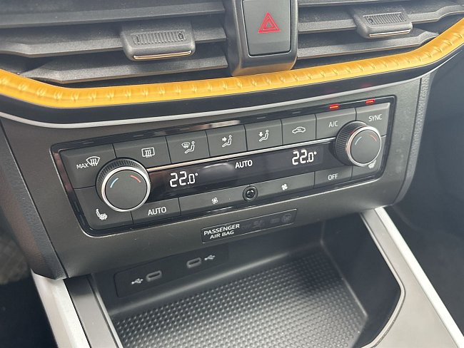 20198881.jpg