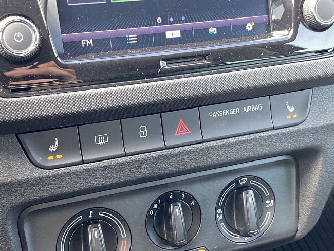 20198894.jpg