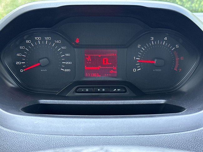 20198856.jpg