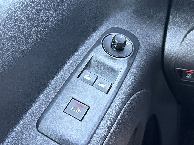 20198878.jpg
