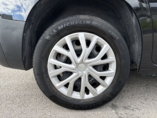 20198855.jpg