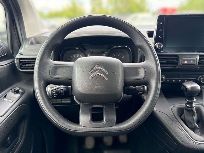 20198861.jpg