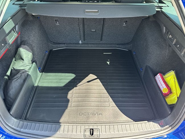 20198860.jpg
