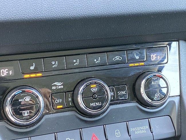 20198855.jpg