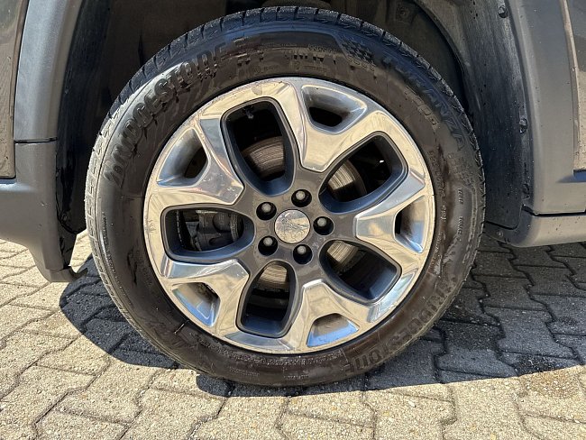 20198697.jpg