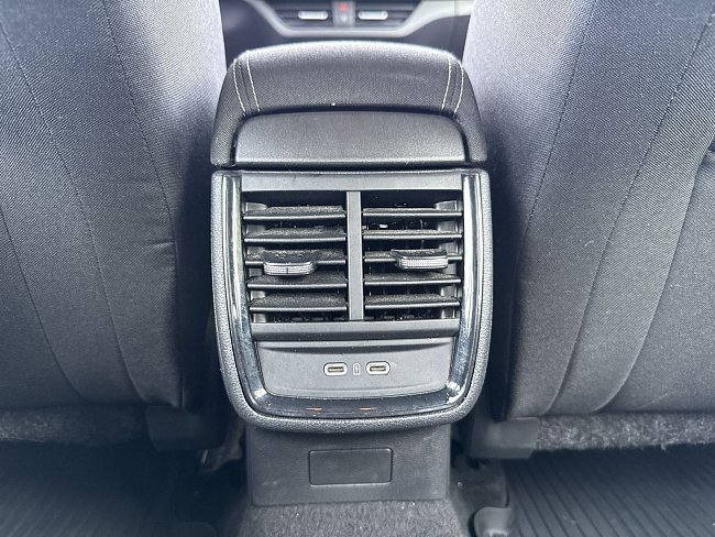 20198680.jpg