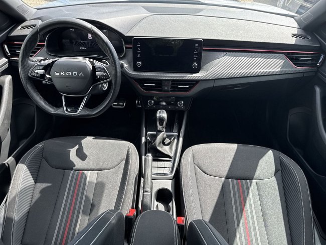 20198680.jpg