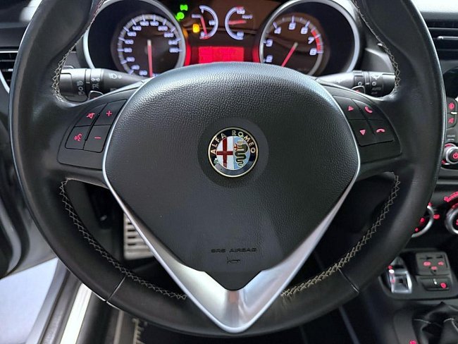 20198672.jpg