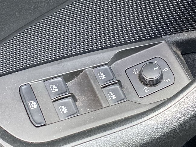 20198771.jpg