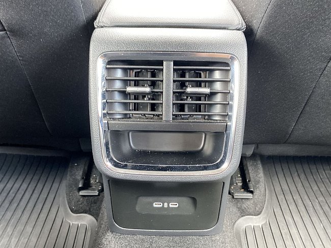 20198747.jpg