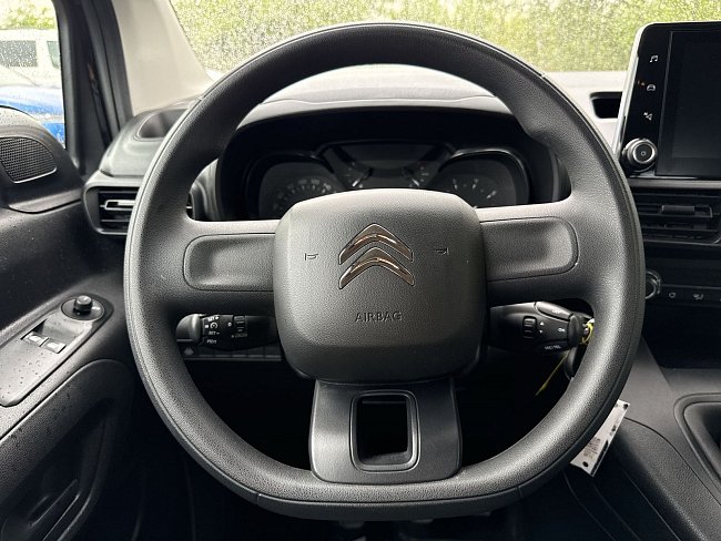 20198742.jpg