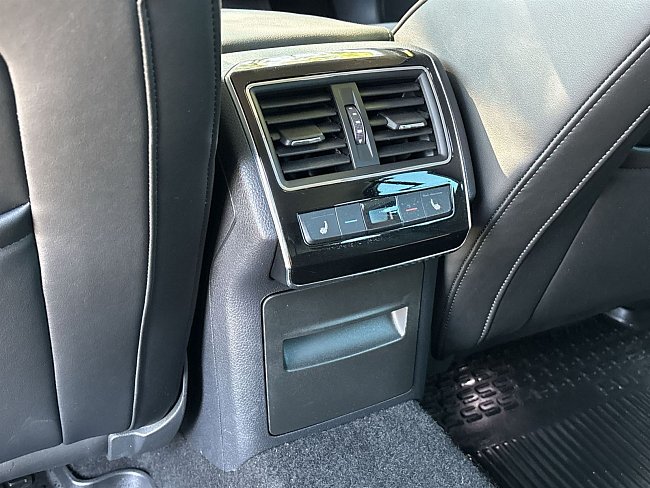 20198730.jpg