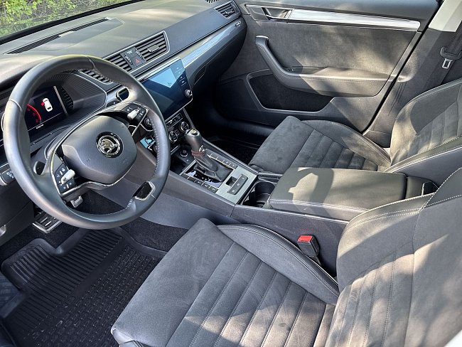 20198743.jpg