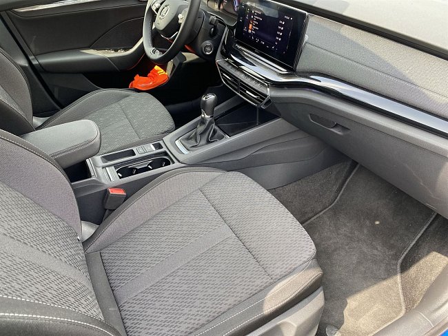 20198751.jpg