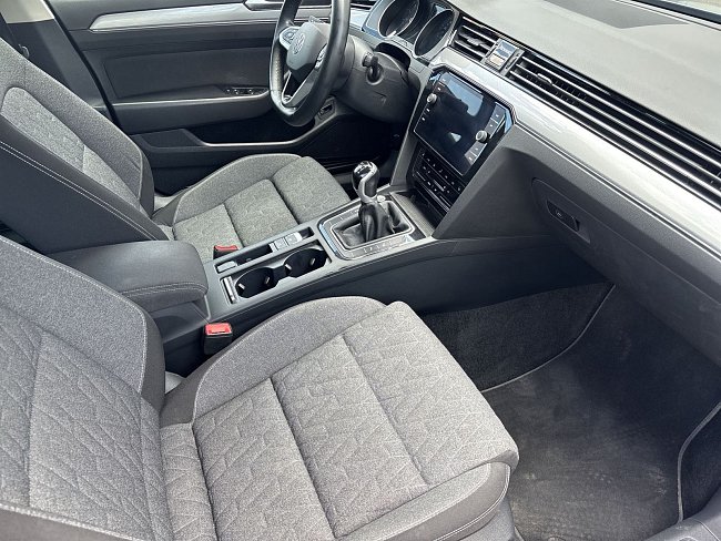 20198743.jpg
