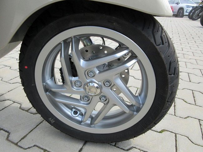 20199160.jpg