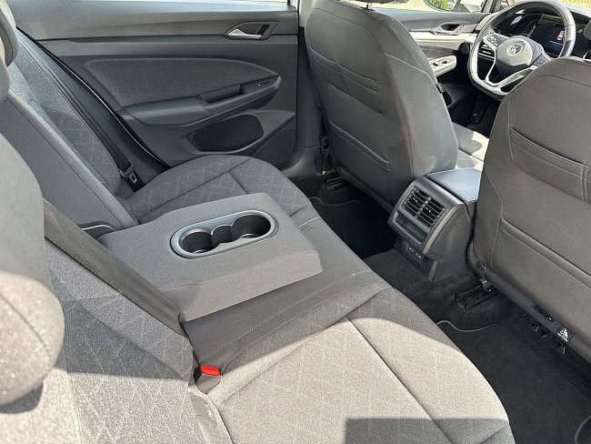 20199156.jpg