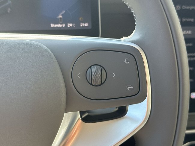 20198944.jpg
