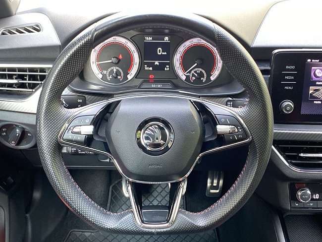 20198951.jpg