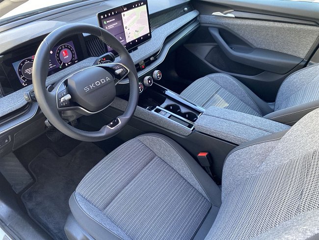 20198936.jpg