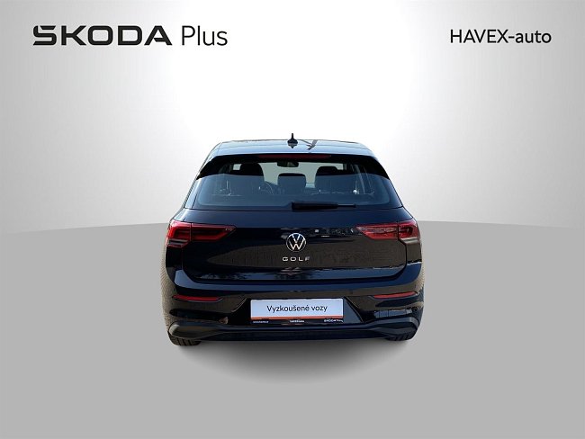 20198935.jpg