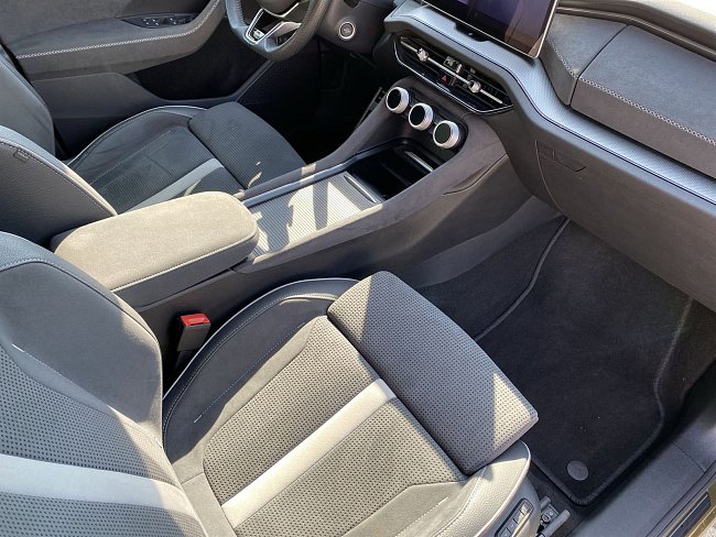 20198915.jpg