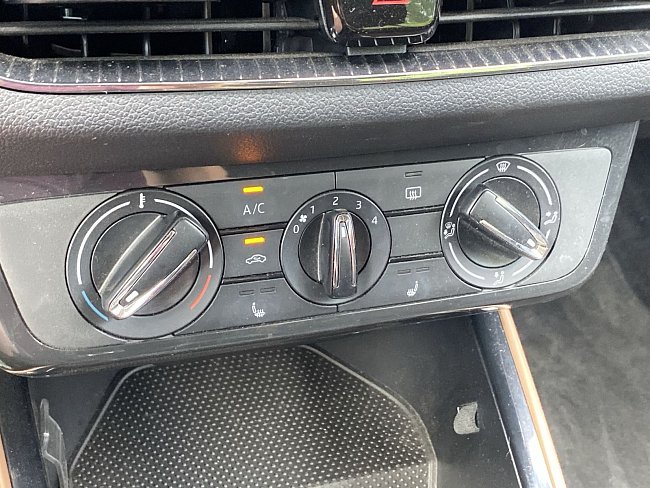 20199361.jpg