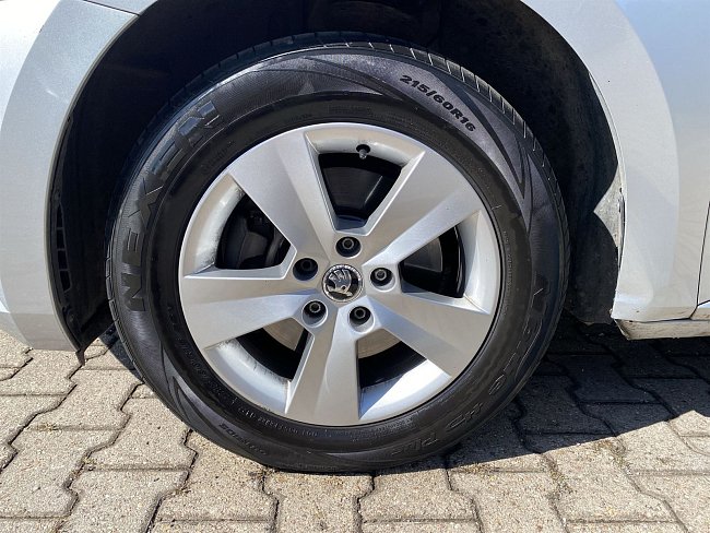 20195563.jpg