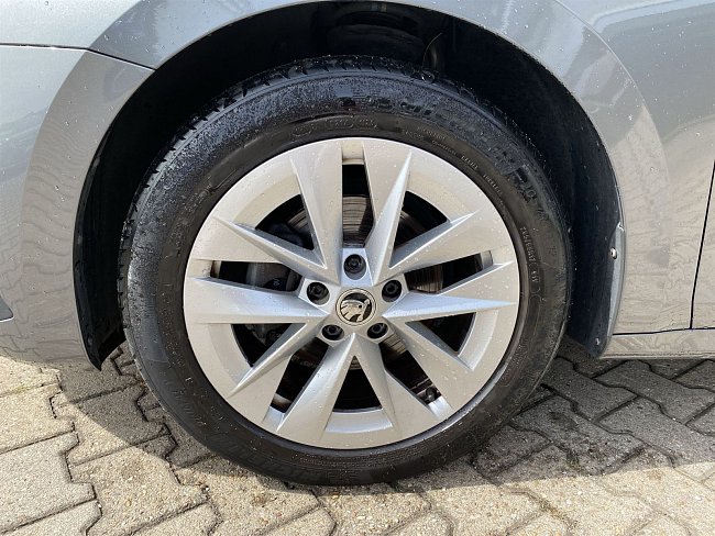 20195553.jpg