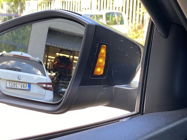 20195536.jpg