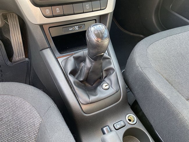 20195335.jpg