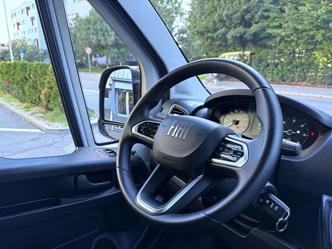 20195744.jpg