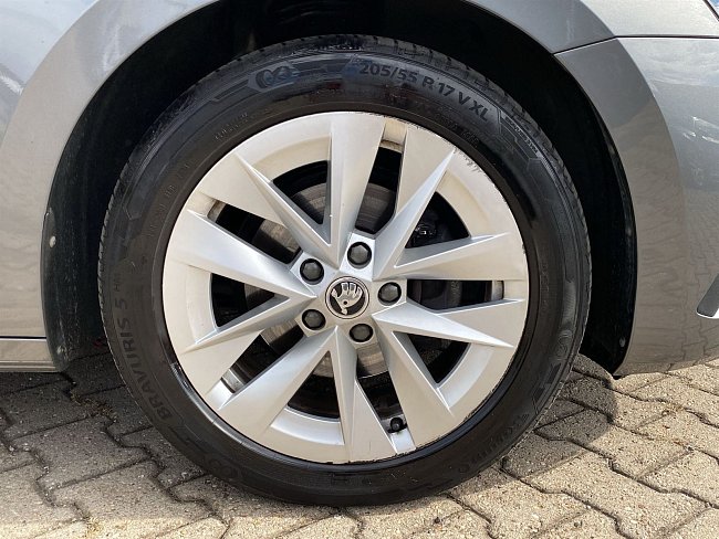 20195750.jpg